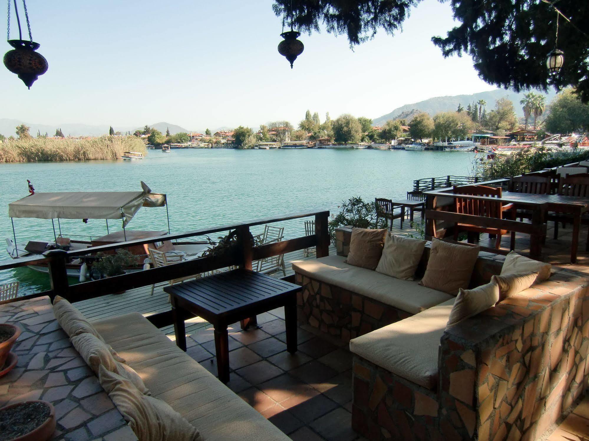 Hotel Happy Caretta Dalyan Exteriör bild