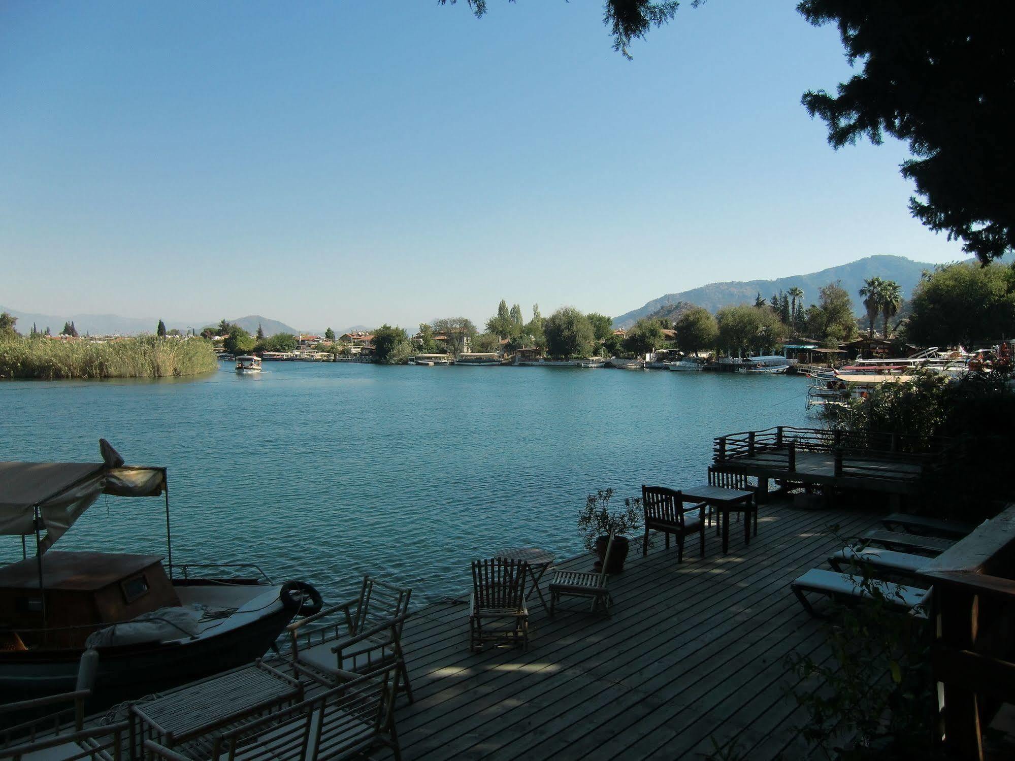 Hotel Happy Caretta Dalyan Exteriör bild